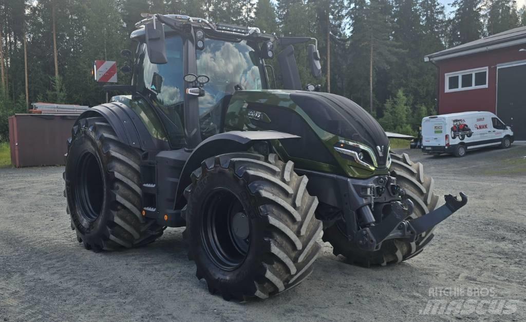 Valtra Q 285 Traktorji