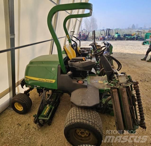 John Deere 7700 Kosilnice za zunanji prostor
