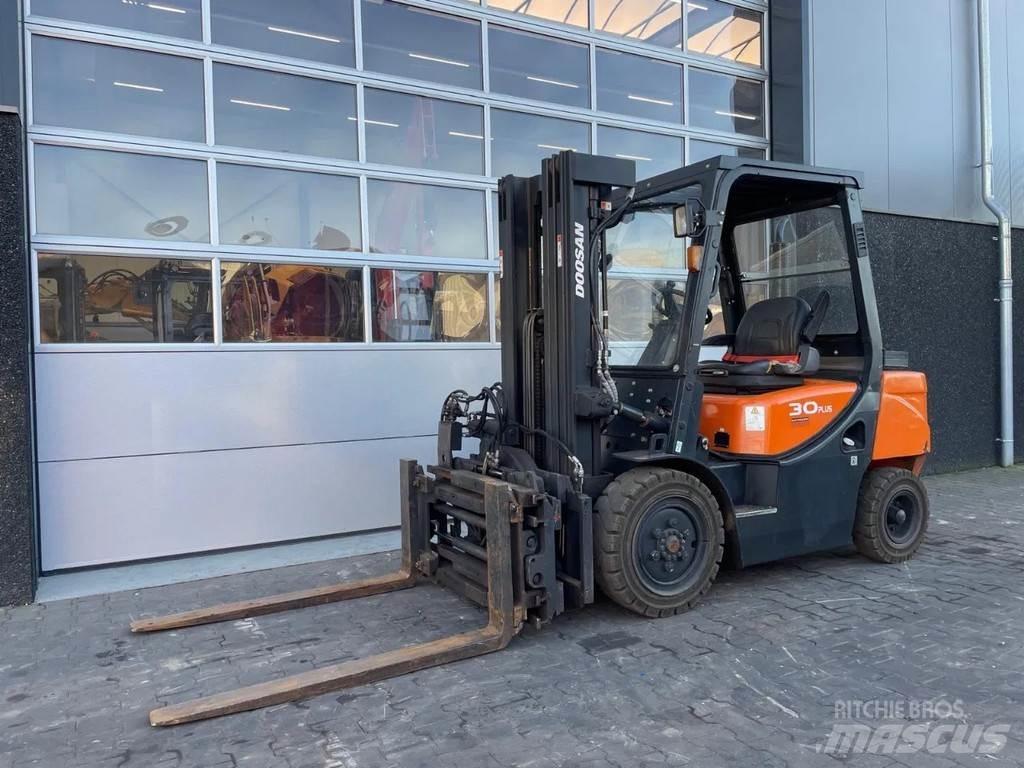 Doosan D30GP Viličarji - drugo