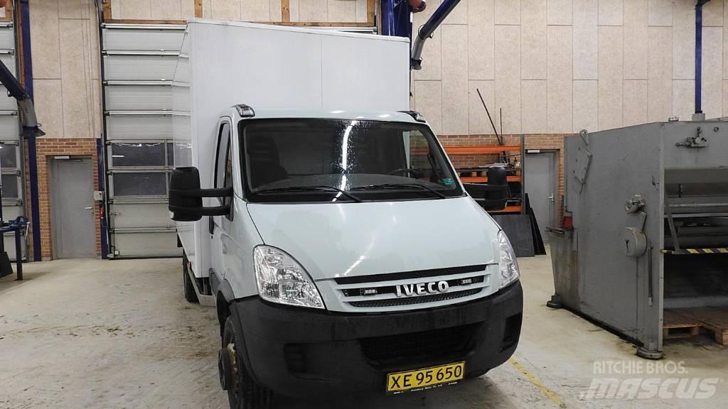 Iveco 65C 18 Tovornjaki zabojniki