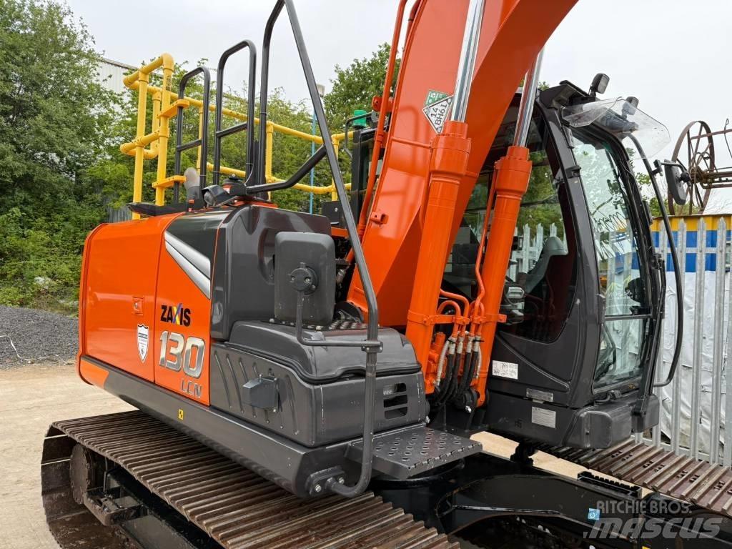 Hitachi ZX130-7 Bagri goseničarji