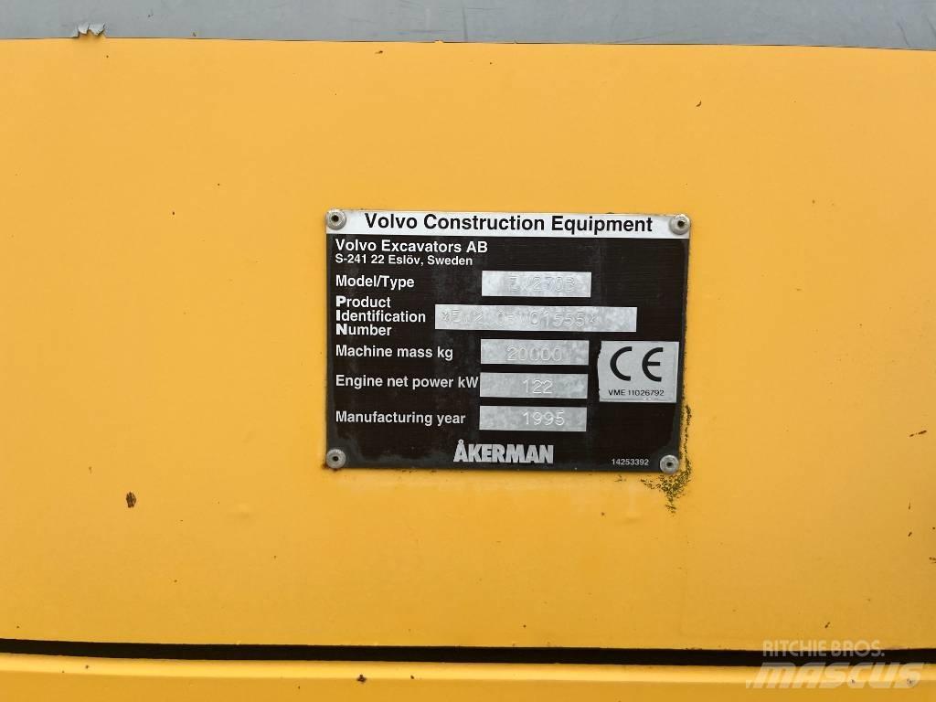 Åkerman EW230B Bagri na kolesih