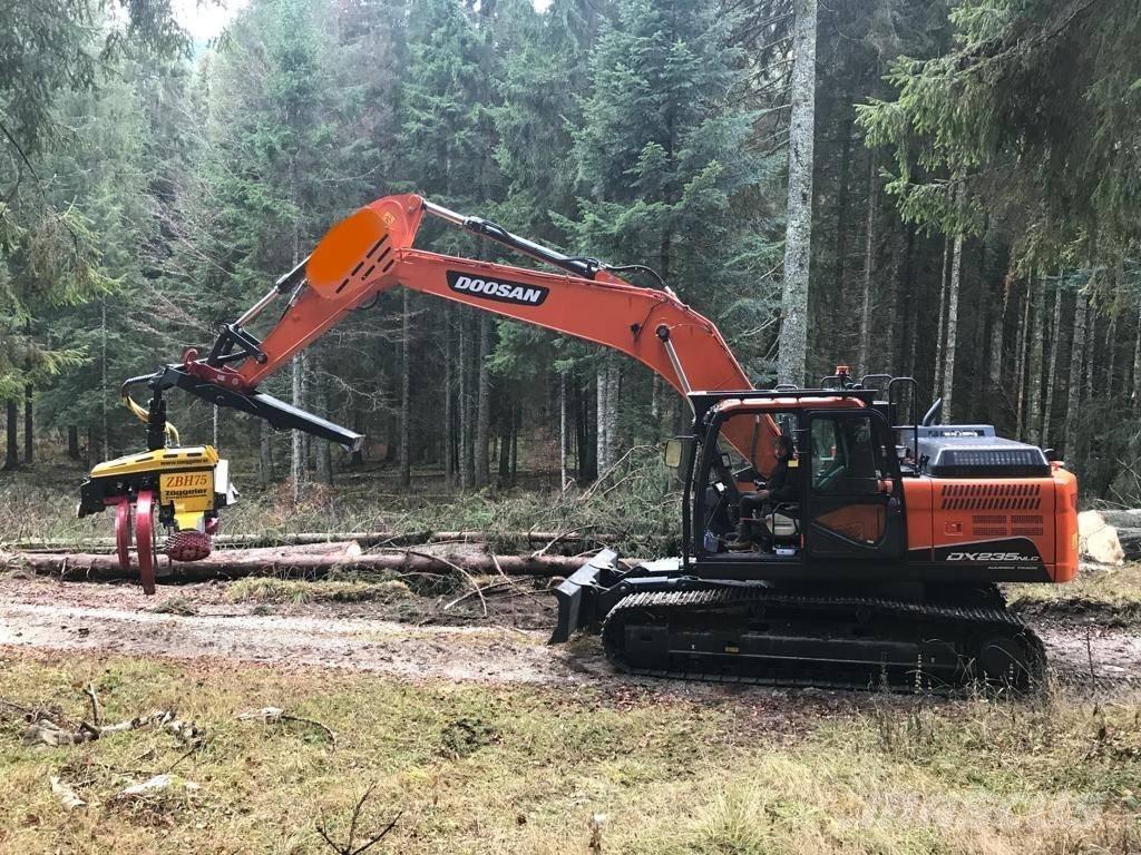 Doosan DX 235 NLC-5 Bagri goseničarji