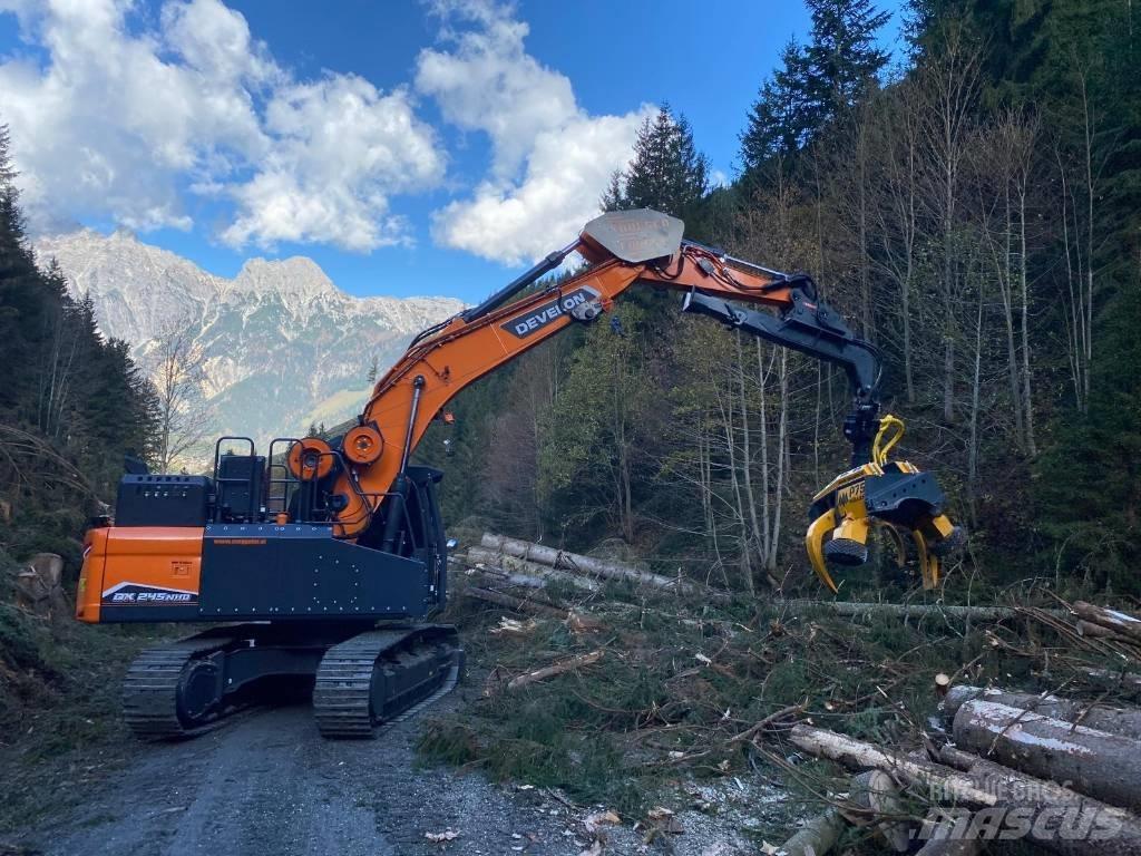 Doosan DX 235 NLC-5 Bagri goseničarji