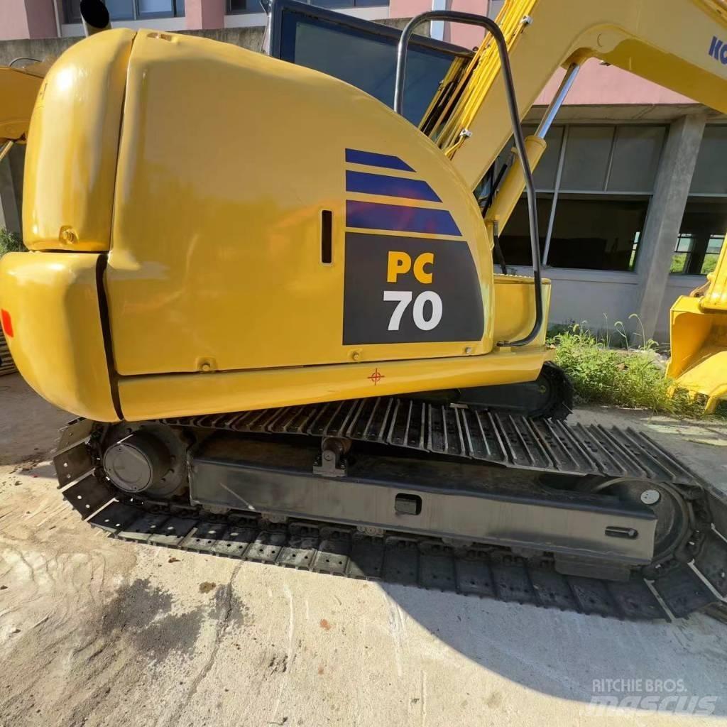 Komatsu PC 70 Bagri goseničarji