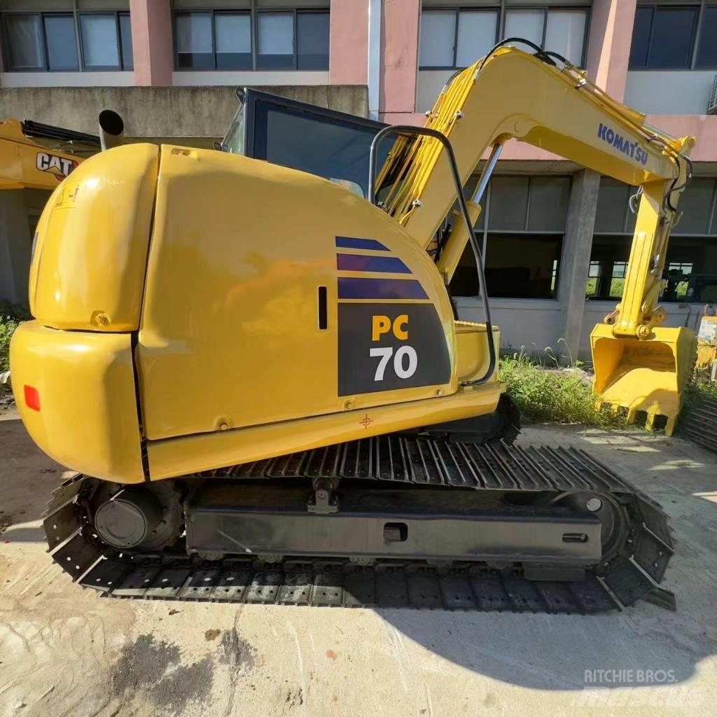 Komatsu PC 70 Bagri goseničarji