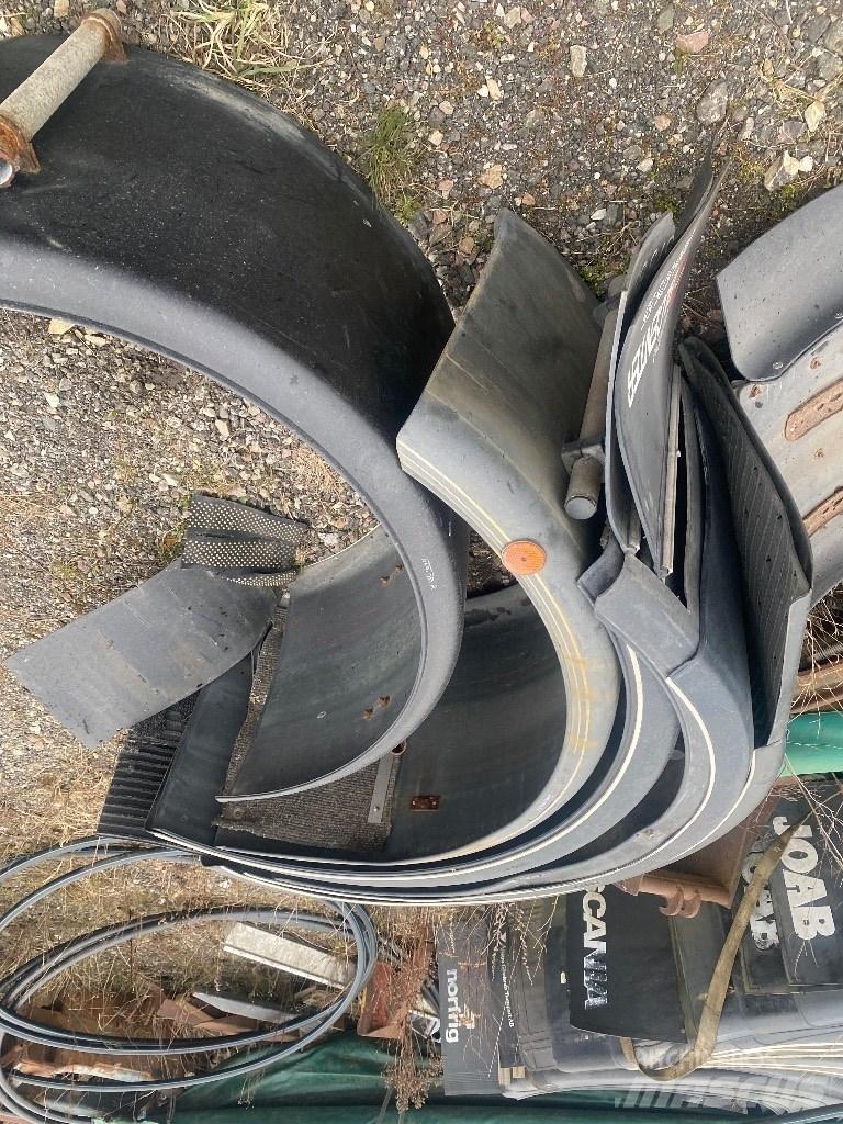  Däck skärm GRATIS Gume, kolesa in platišča