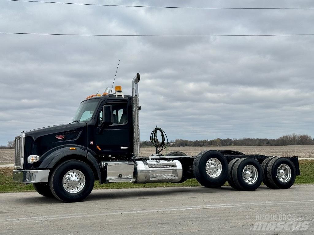 Peterbilt 567 Vlačilci