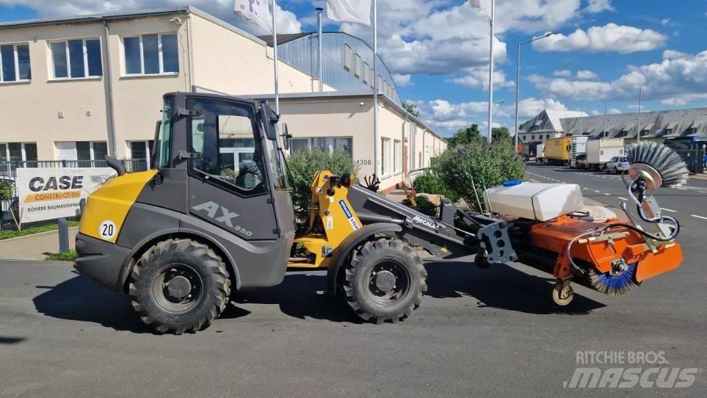 Mecalac AX 850 Kolesni nakladalci