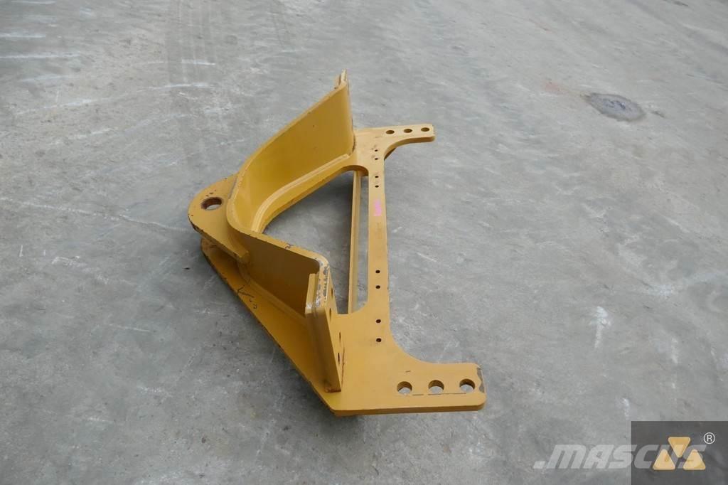 CAT 140M3 Drawbar Drugi deli