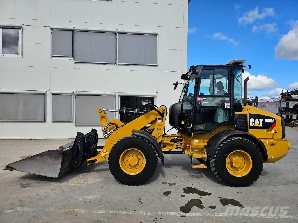 CAT 908M Kolesni nakladalci