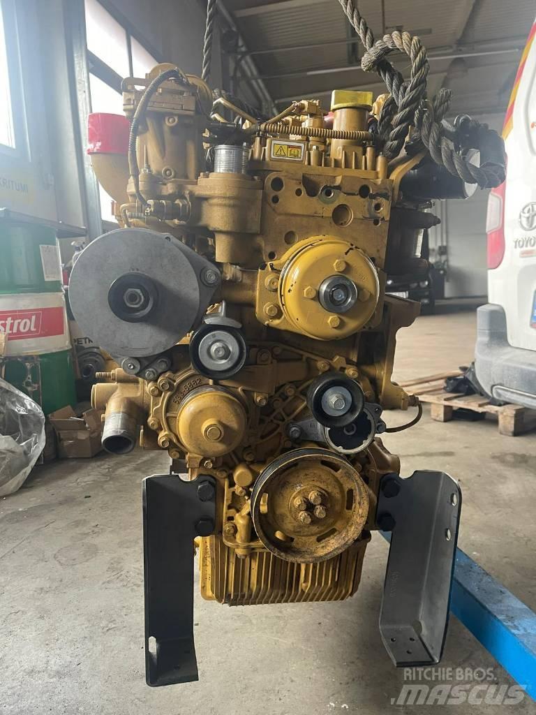 CAT 313 model Motorji