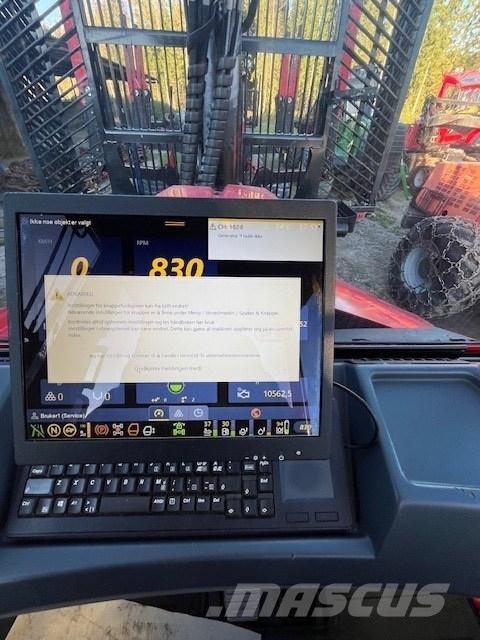 Komatsu XF895-2 Forwarderji