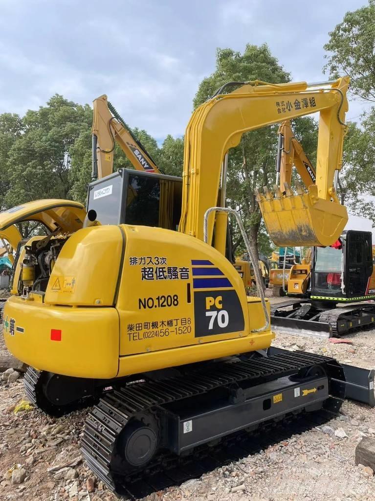 Komatsu 70-8 Bagri goseničarji