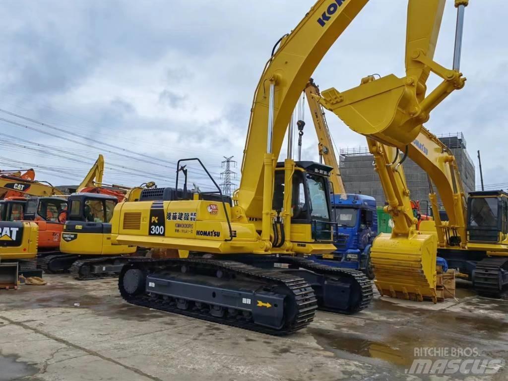 Komatsu PC 300 Bagri goseničarji