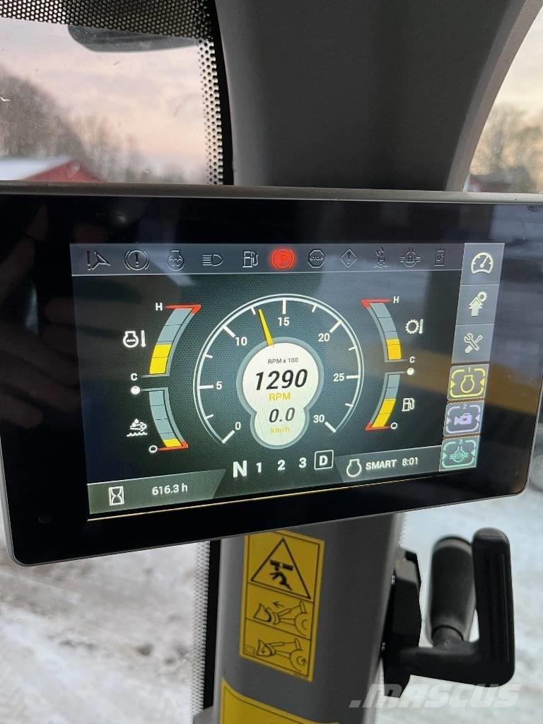 New Holland W 110D Kmetijski teleskopski nakladalci