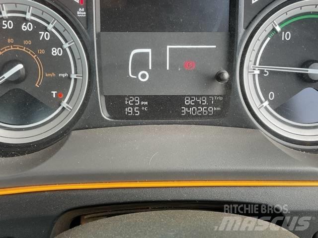 DAF CF 330 Tovornjaki za prevoz avtomobilov z vitlom