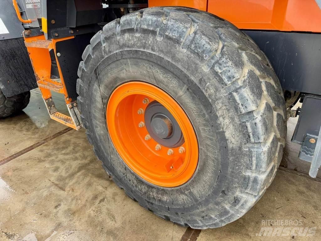 Doosan DL250-7 Kolesni nakladalci