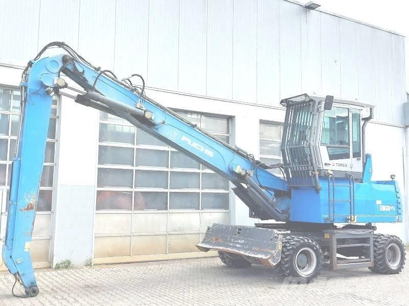 Fuchs MHL 334 E Bagri za prekladanje primarnih/sekundarnih surovin