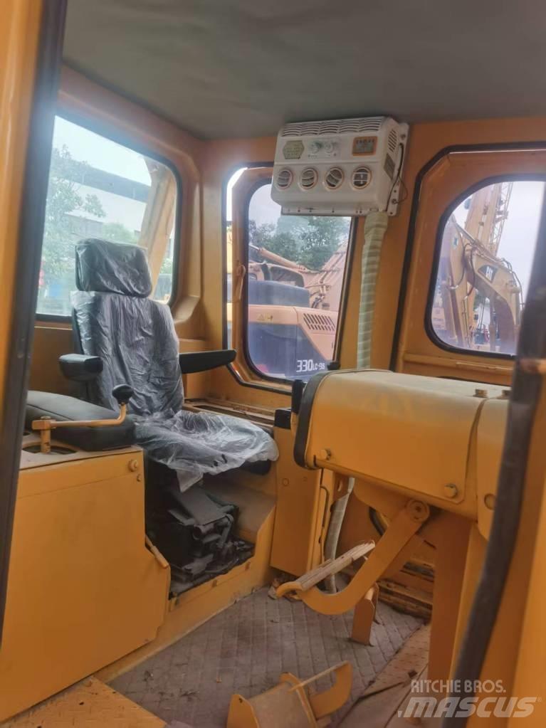 CAT D 7 G Buldožerji goseničarji