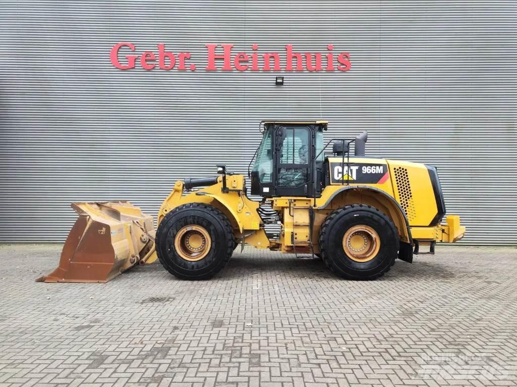 CAT 966 M Kolesni nakladalci