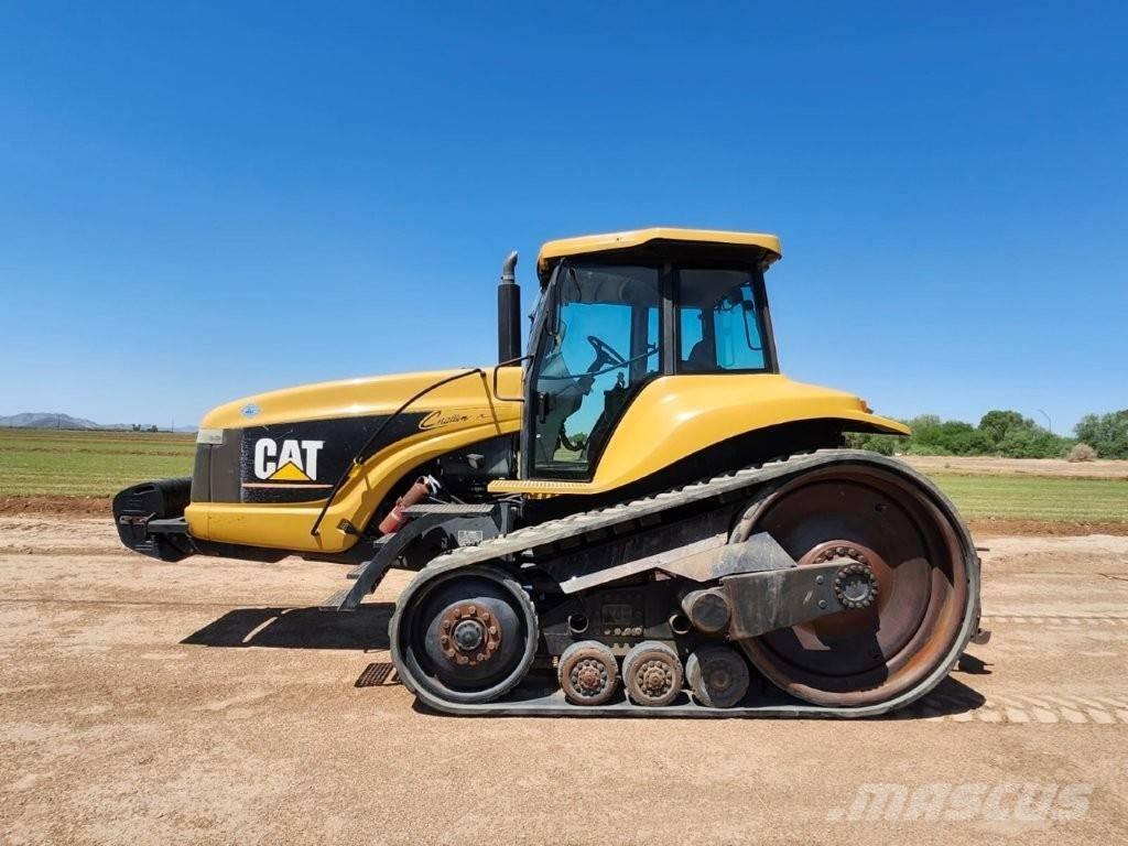 CAT CH45 Traktorji