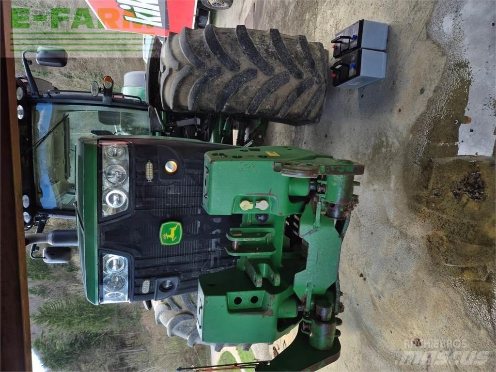 John Deere 8245 R Traktorji
