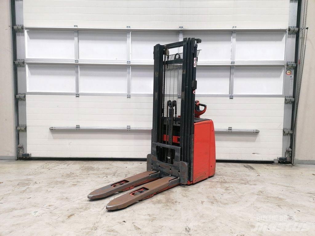 Linde L14 Ročni električni viličar
