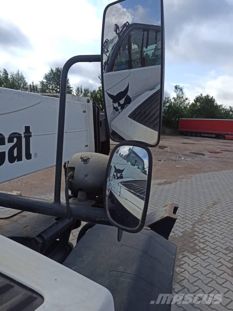 Bobcat T 40.180 Teleskopski viličarji