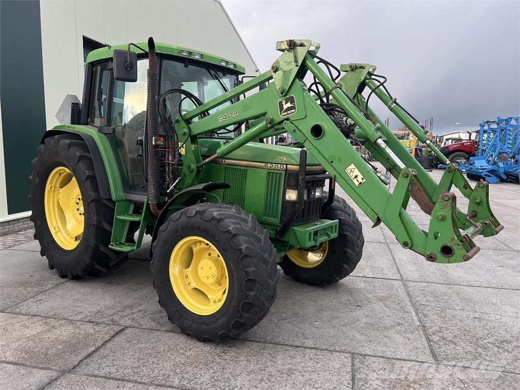 John Deere 6200 Traktorji