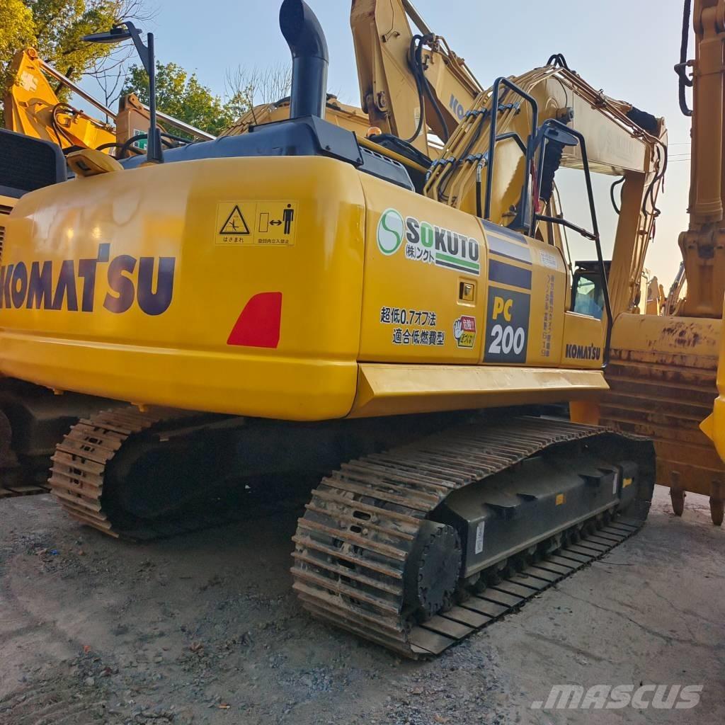 Komatsu PC200-8 Bagri goseničarji