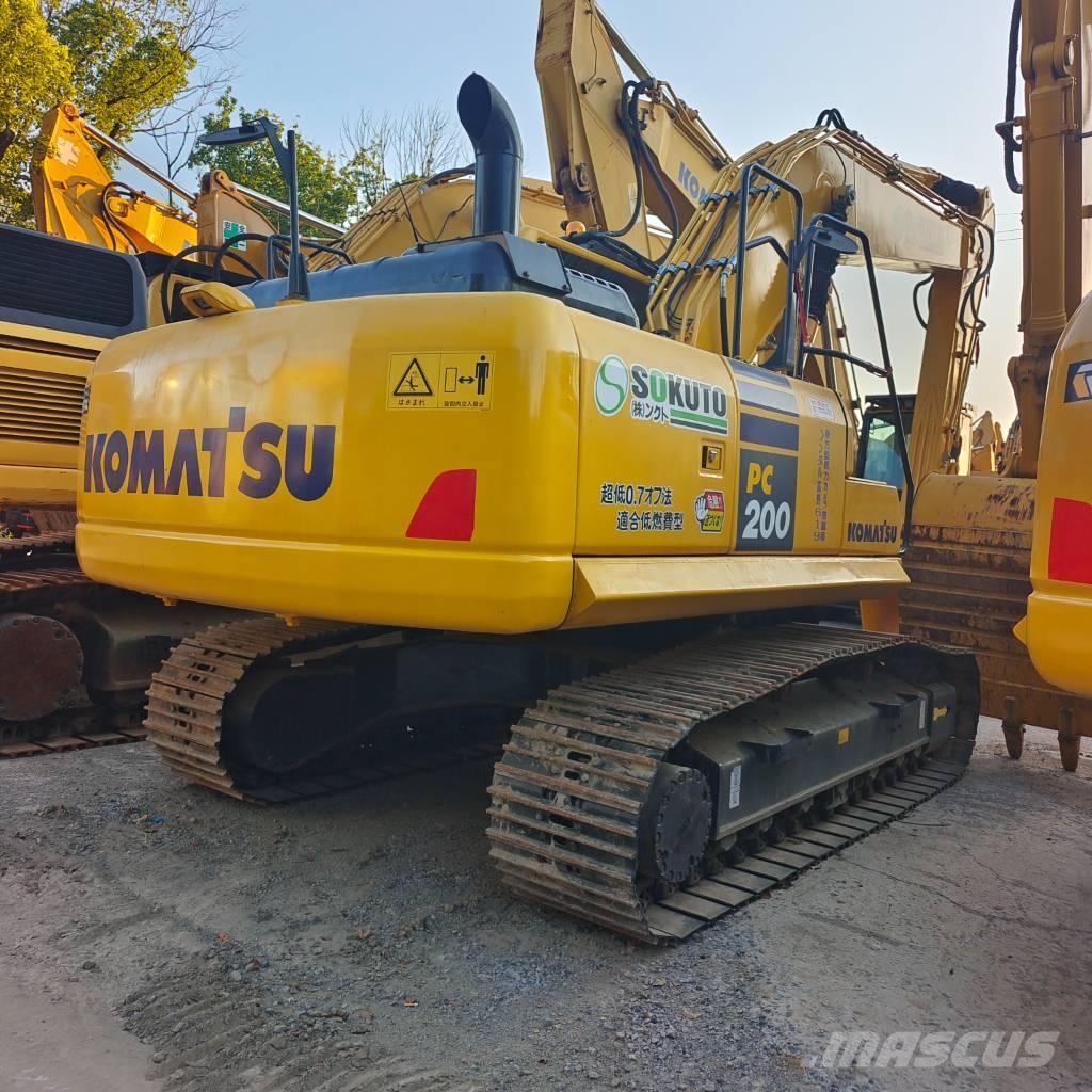 Komatsu PC200-8 Bagri goseničarji