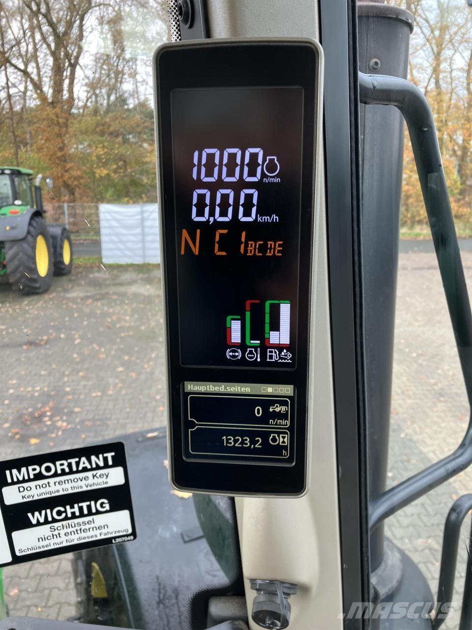 John Deere 6195M Traktorji