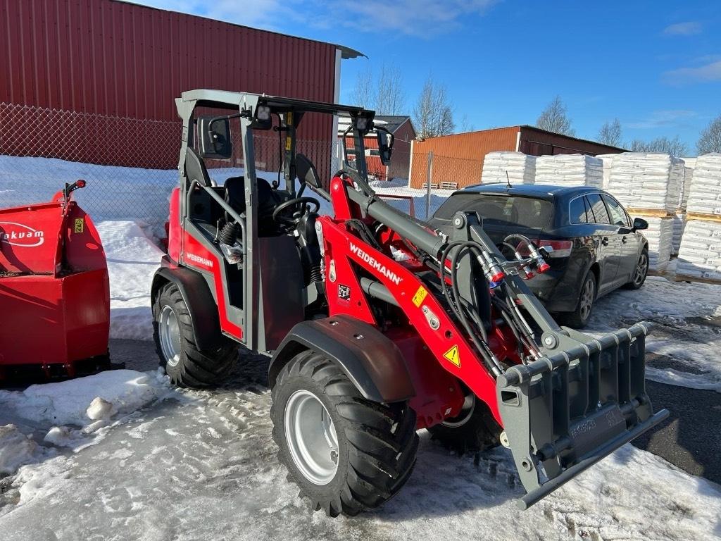 Weidemann 1260LP Večnamenski nakladalci