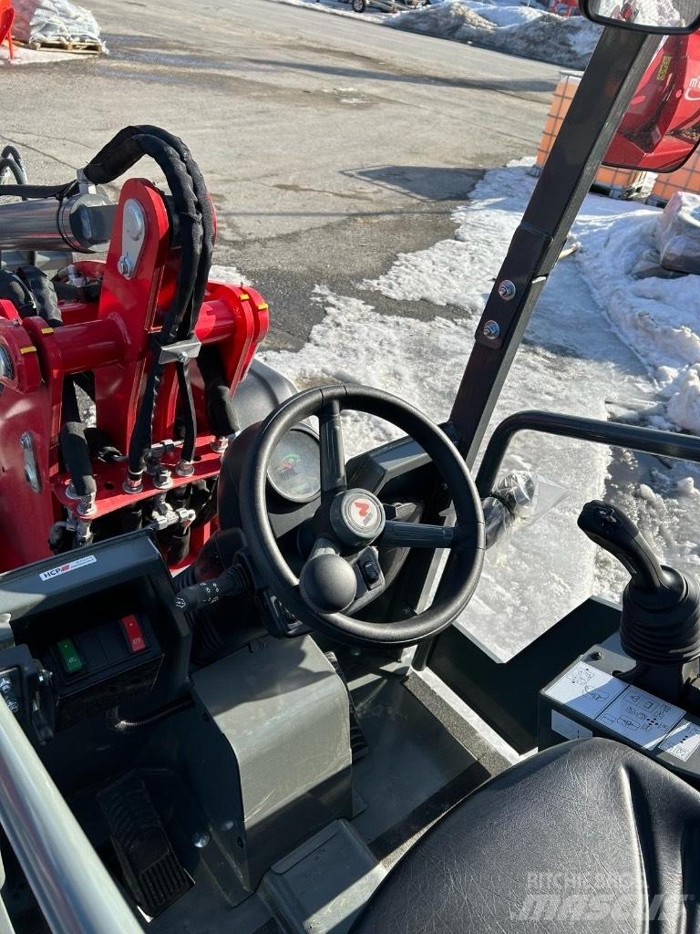 Weidemann 1260LP Večnamenski nakladalci