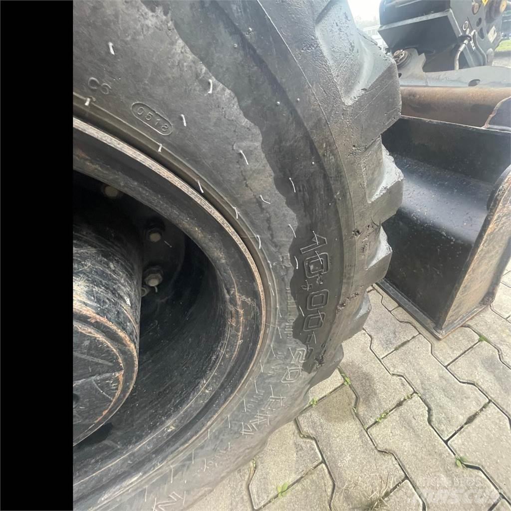 CAT M315 F Bagri na kolesih