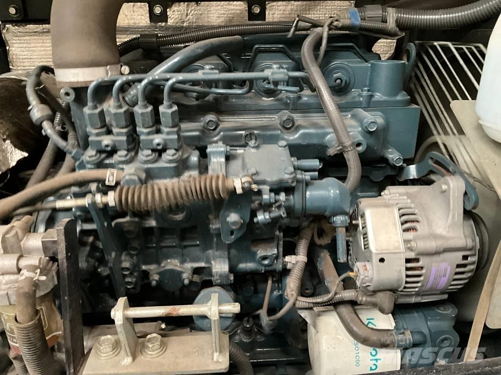 Kubota R 065 Kolesni nakladalci
