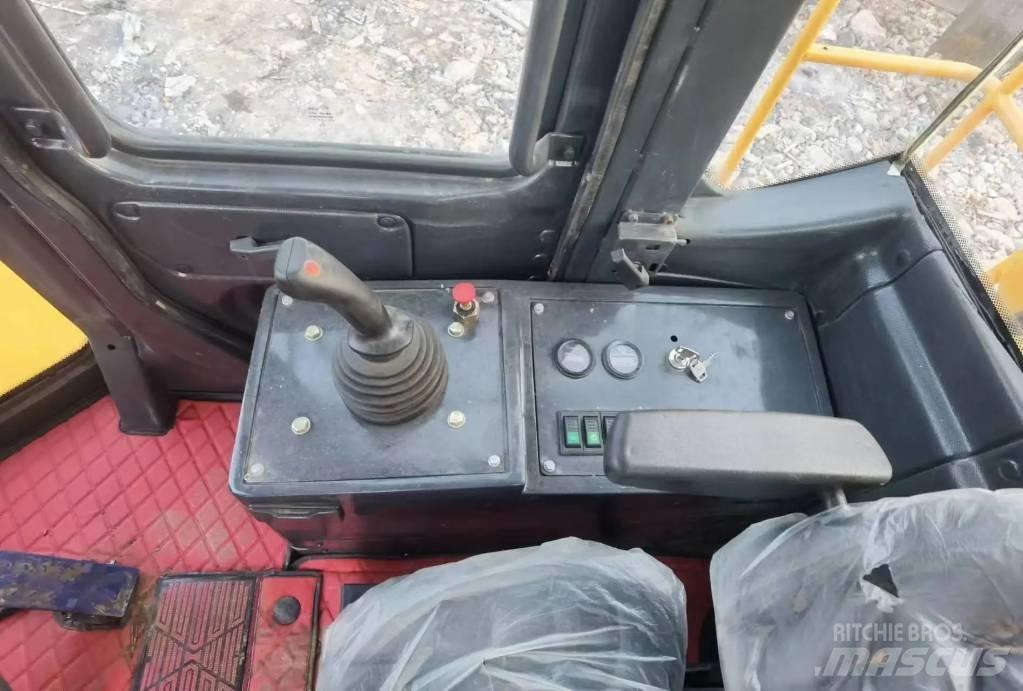 LiuGong 856 Kolesni nakladalci