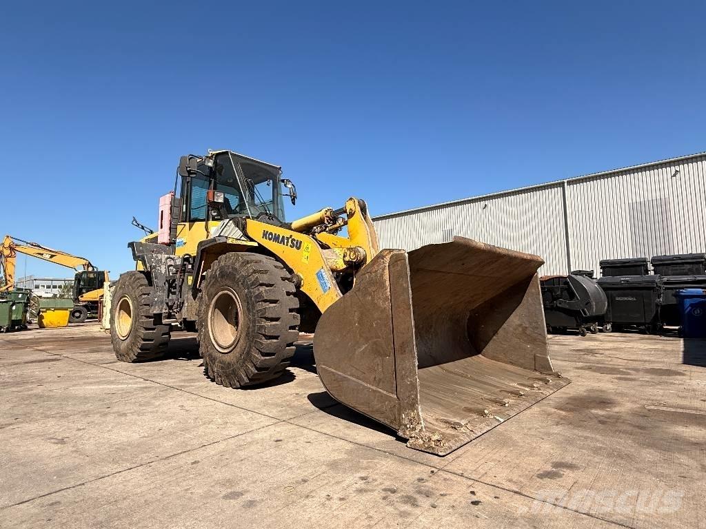 Komatsu WA 320-6 Kolesni nakladalci