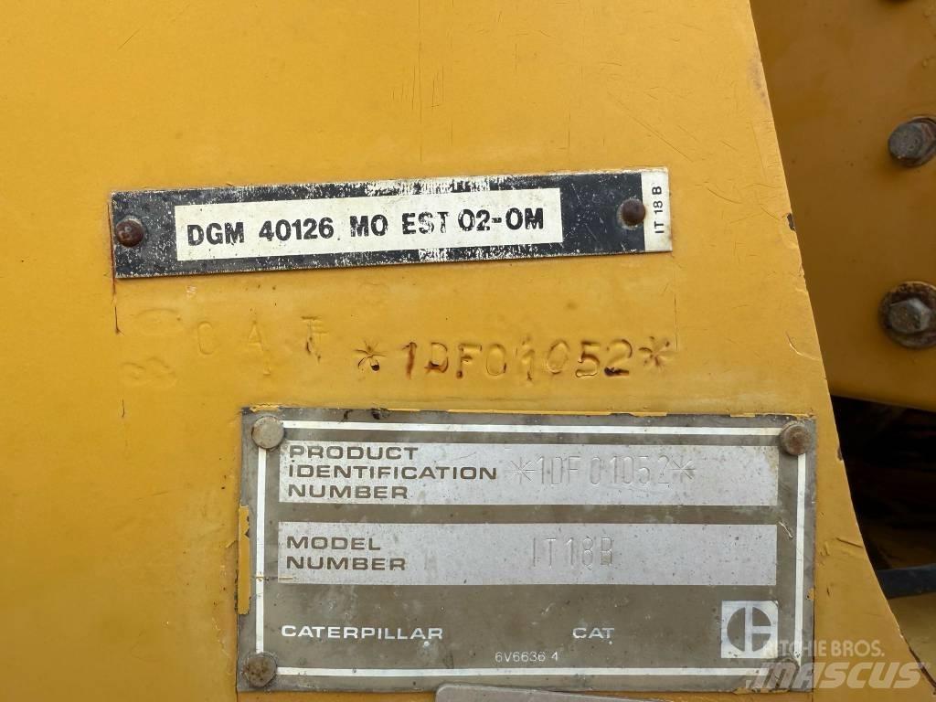 CAT IT 18 B Kolesni nakladalci