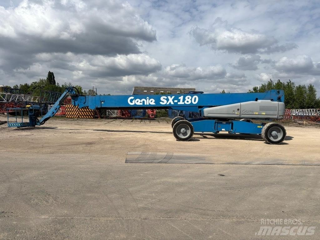 Genie SX 180 Teleskopske dvižne ploščadi