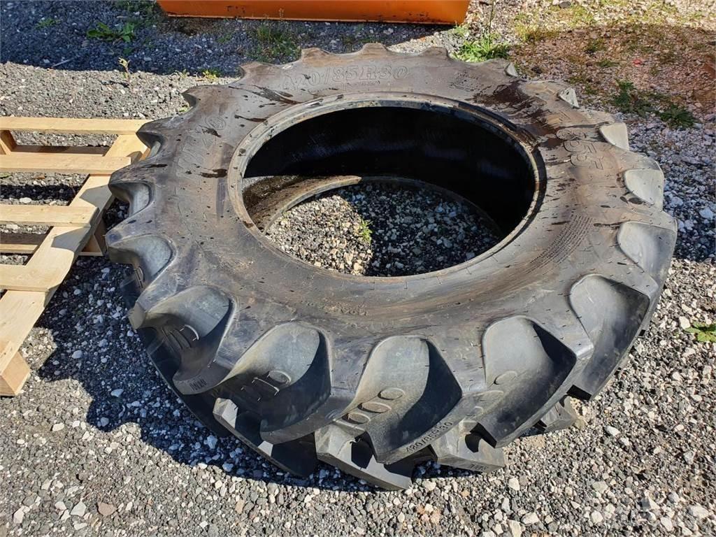 BKT 420/85R30 Gume, kolesa in platišča