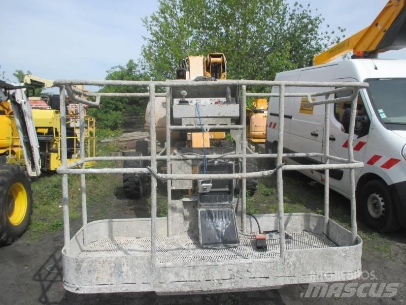 Manitou 160 ATJ Zglobne dvižne ploščadi