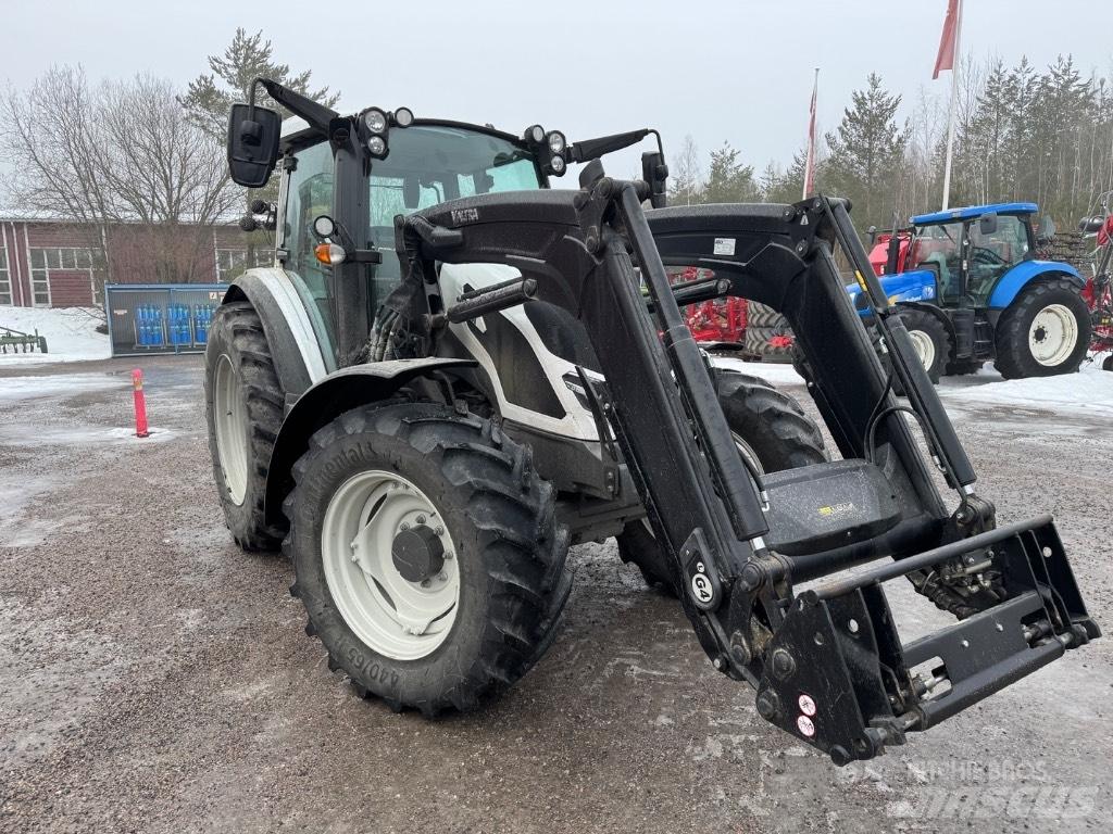 Valtra G 115 Active Traktorji