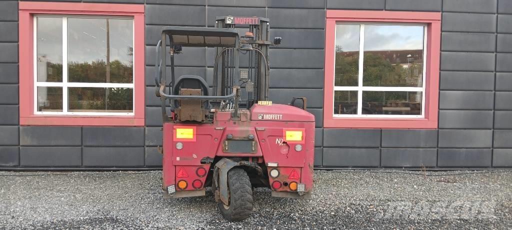 Moffett M5 25.3P NX Dizelski viličarji