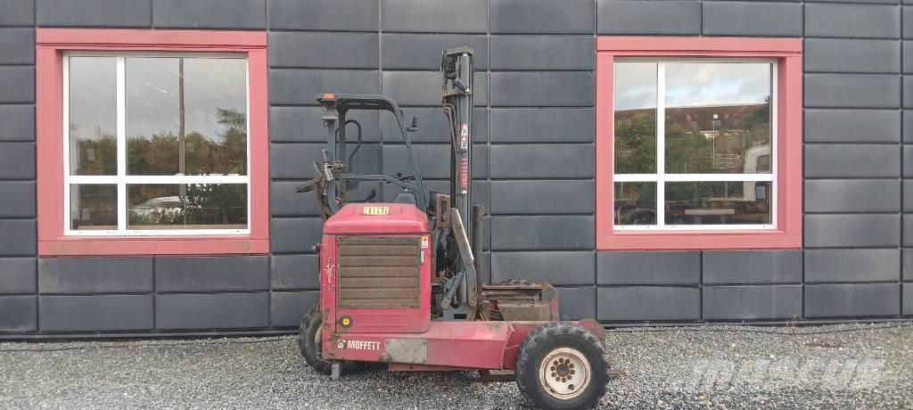 Moffett M5 25.3P NX Dizelski viličarji