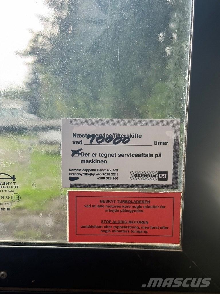 CAT D 6 T LGP Buldožerji goseničarji