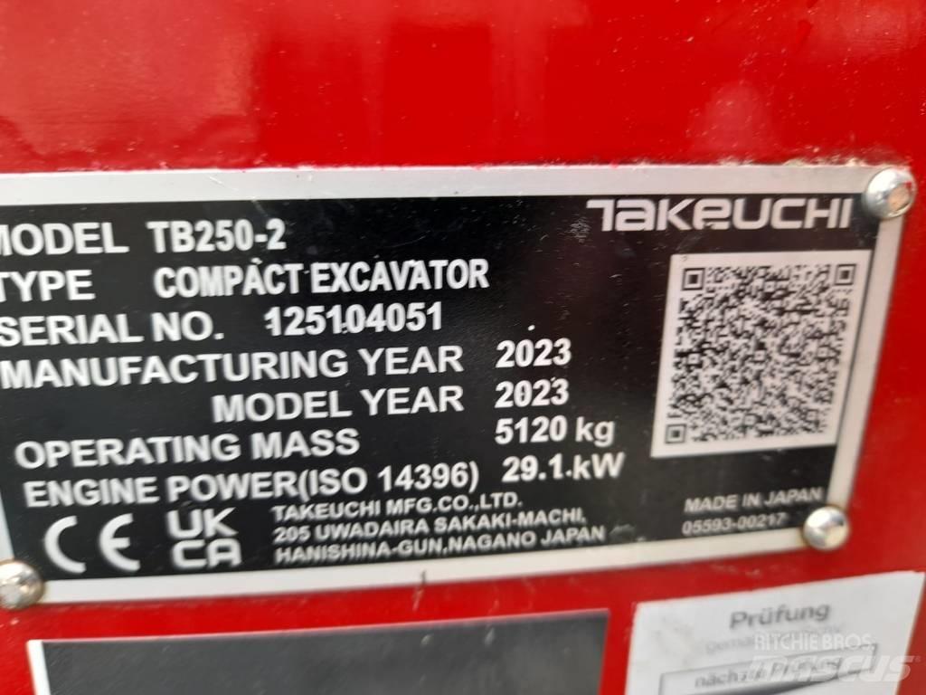 Takeuchi TB 250-2 Mini bagri <7t