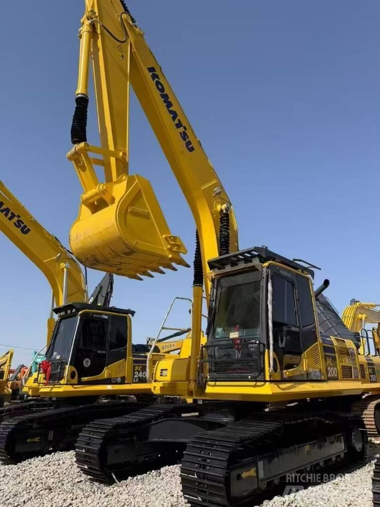 Komatsu 200-8 Bagri goseničarji