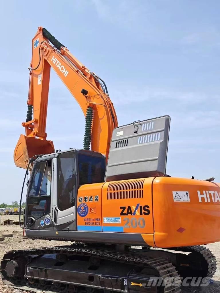 Hitachi ZX200 Bagri goseničarji